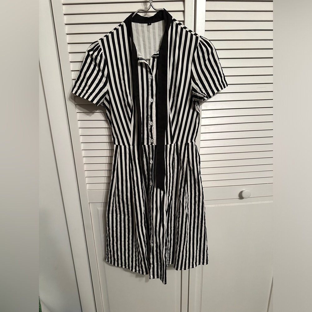 Small pinup dress